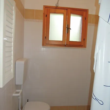 Lägenhet Flat For 6 Guests With Private Garden Bibione